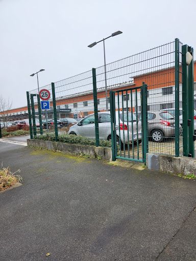 BTWIN Village - Parking salariés - Thumbnail