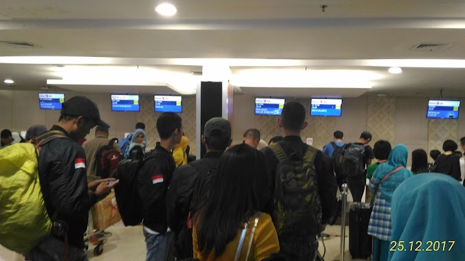 Tempat Check-In Bandara Husein Sastranegara Bandung, Author: Shania Shania