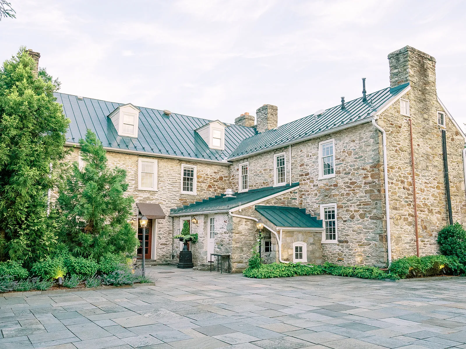 The Red Fox Inn & Tavern