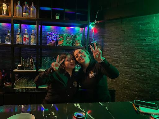Veteranos bar Gallery - Mexico