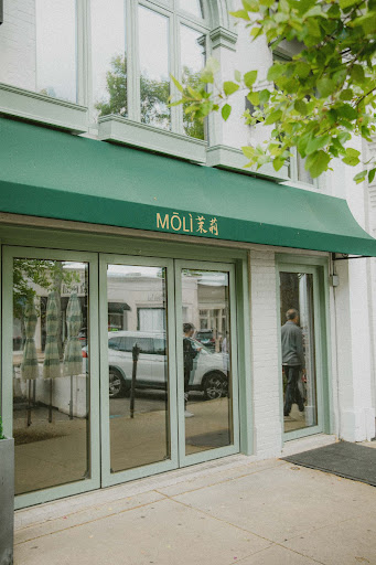 MŌLÌ - Visual
