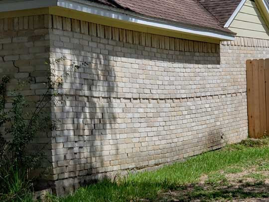 Home buyers should beware of foundation issues in Austin area homes.