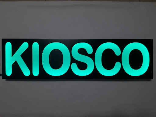 Gia Bri venta de choripanes