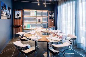 Riva Lounge image
