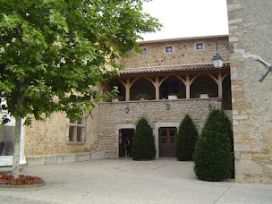 Photo n°4 de Château Saint Julien à Frontonas (Séminaire)