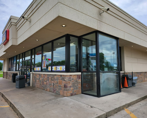 Chisolm Corner - Visual