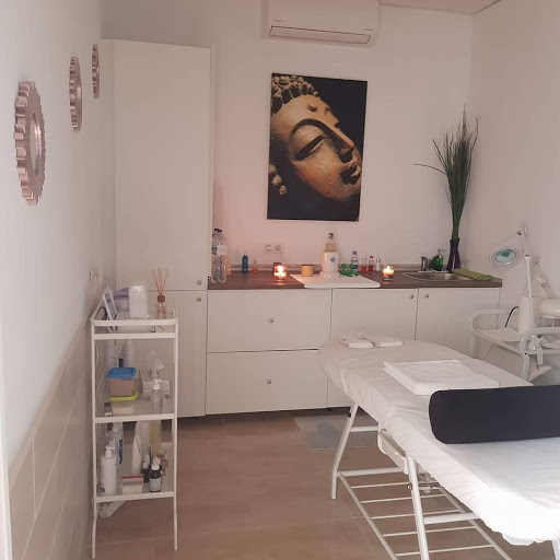 Angie's Beauty and Hair Salon - Thumbnail