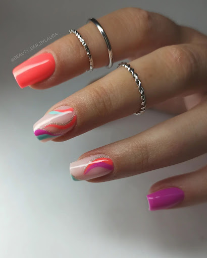 Beauty Bar by Laura - Thumbnail