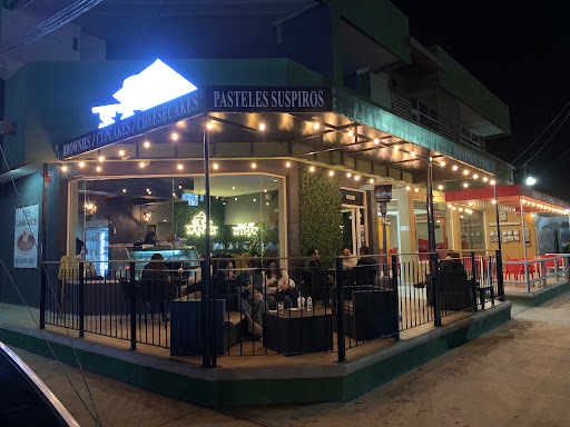 Santis Coffee & Cakes - Thumbnail