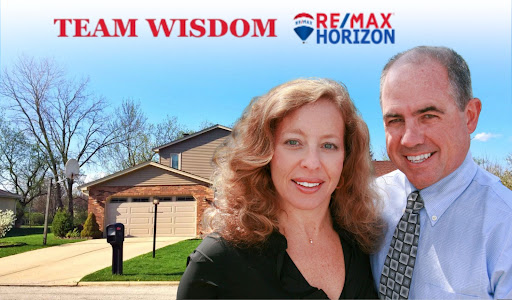 Bob & Lisa Wisdom - Team Wisdom Real Estate