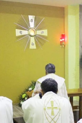 Capilla de Adoración Eucarística Perpetua Cristo Redentor - Thumbnail