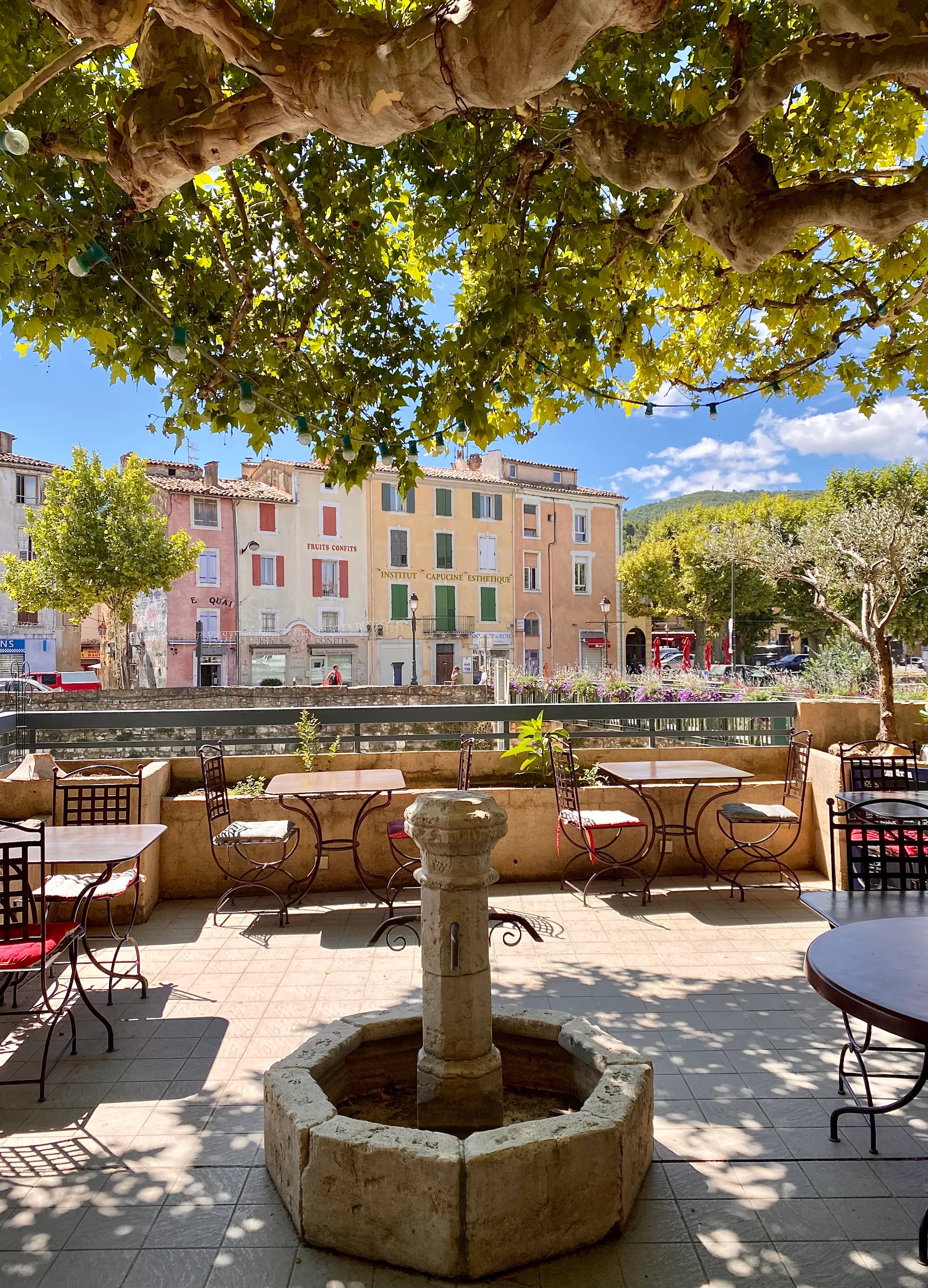 Auberge du Luberon - Rive Droite