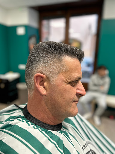 Luca borra barbershop - Thumbnail