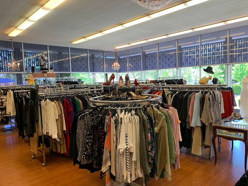 Labels Consignment Boutique - Thumbnail