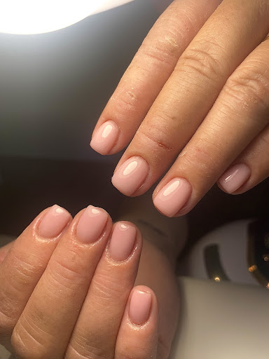 Madiya Beauty - Thumbnail