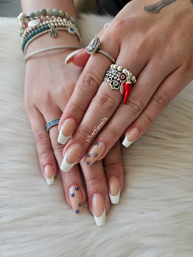 Silver Tips Nails - Visual