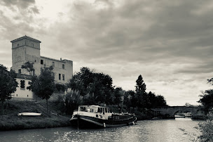 Photo n°8 de Château de Colombiers à Colombiers (Château)
