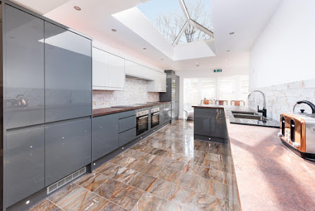Manners Construction Ltd Effingham Ln, Copthorne, Crawley RH6 9RP, United Kingdom