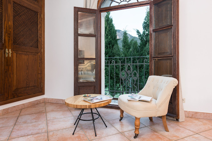 New Can Furios Hotel by null