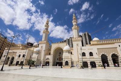 مسجد عائشة الراجحي