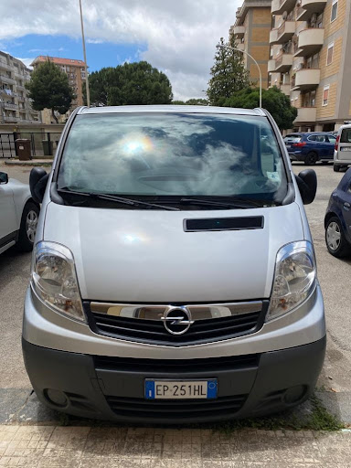 Akra Rent - Noleggio Auto e Pulmini - Thumbnail