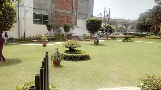 Af1qipnztc1oq32xlla5wvn6bbxzl5pjuzxsc7 Zb54=s516 K No