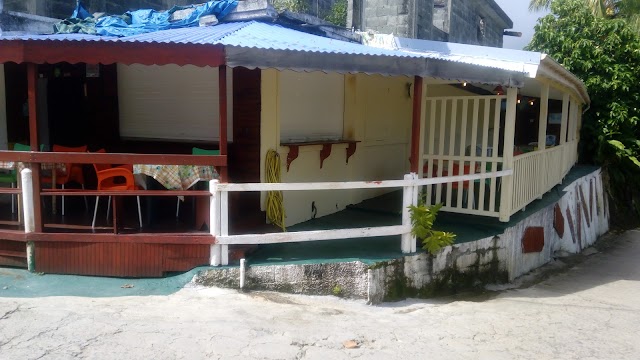 La Terrasse des Amandiers