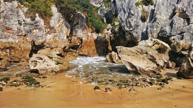 Playa de Gulpiyuri