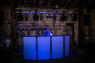 Photo n°5 de SOUNDLIGHT SYSTEM à Virazeil (Prestataire de mariage)