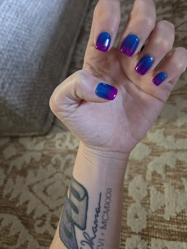 NAILS EXPRESS - Visual