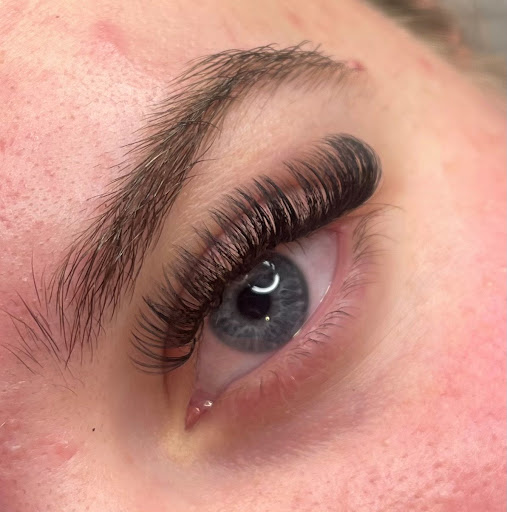 lashed by BR - Visual
