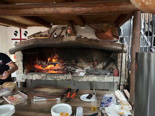 Piede Di Porko Gallery - Italy