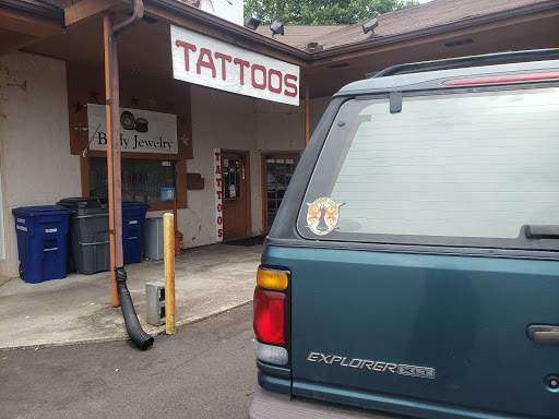 Valle Ink Tattoos & Body Piercings Gallery - United States