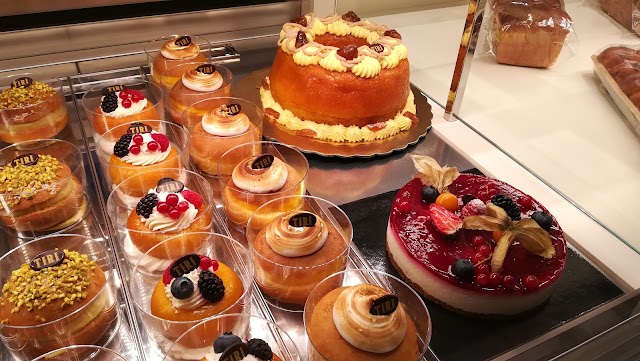 TIRI Bakery e Caffe'