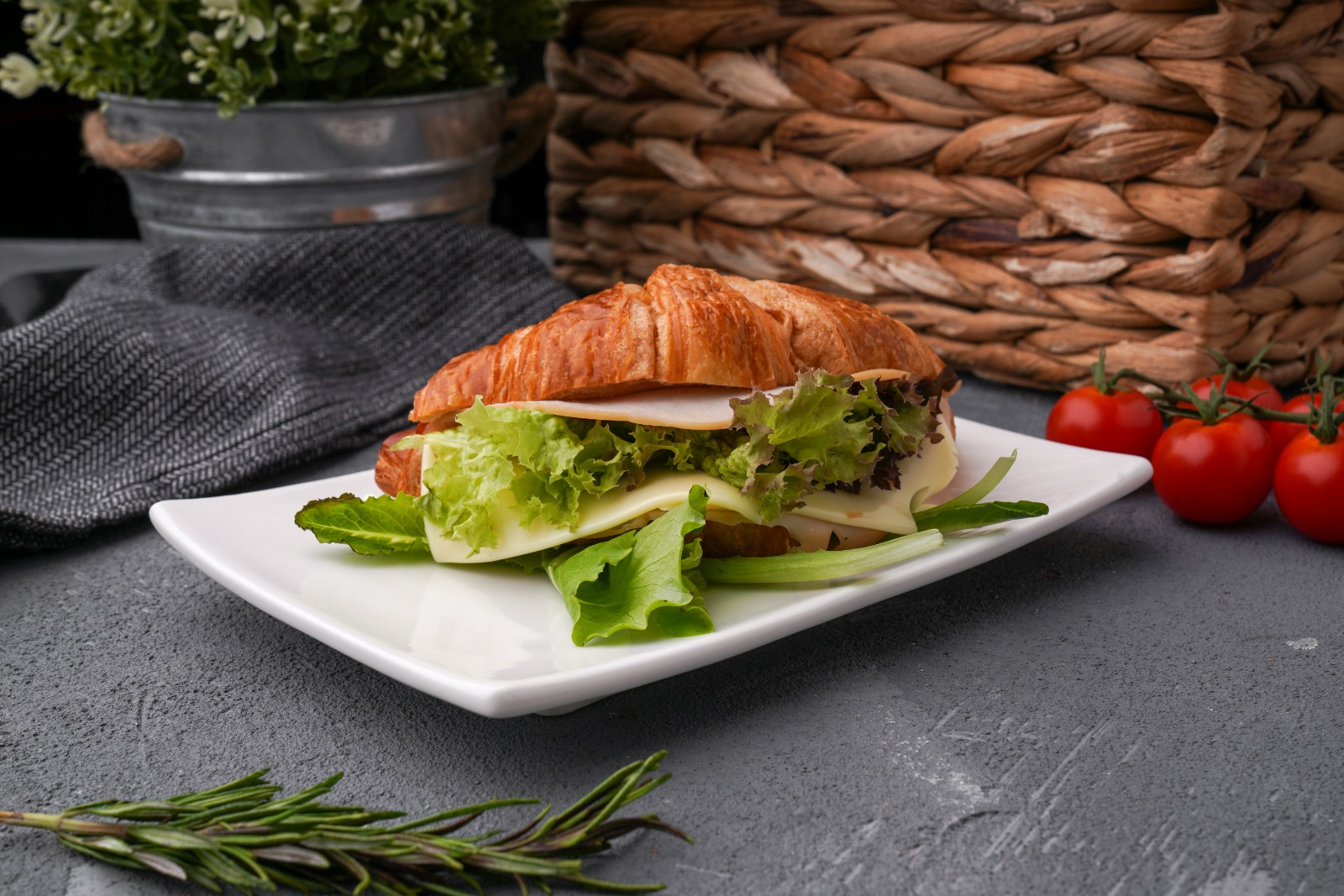 ايت اند ريبيت - صورة 3