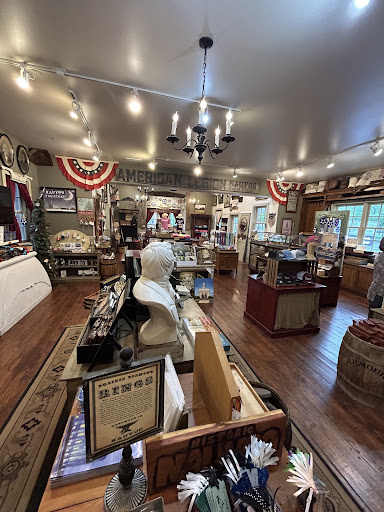 Nauvoo Tours & Gift Shop - Thumbnail