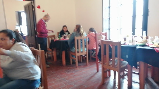 Opiniones de La casona de la Rica y la Gordita en Melipilla - Restaurante