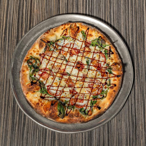 Gourmet Pizza Company by null