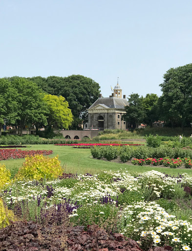 De Garden - Thumbnail