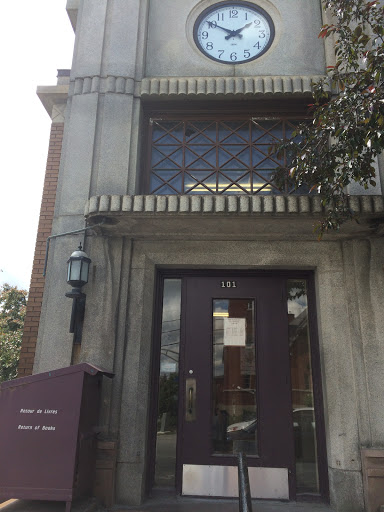 The Bibliotheque Lennoxville Library - Thumbnail