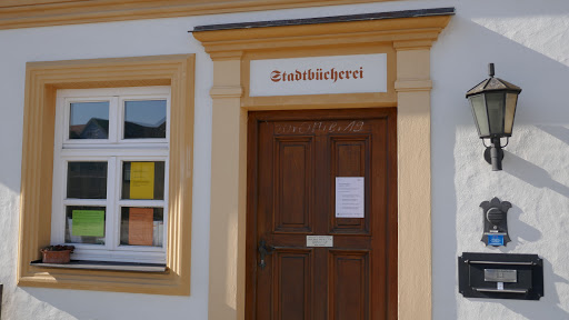 Buchschrankerl bei der Stadtbücherei Gallery - Germany