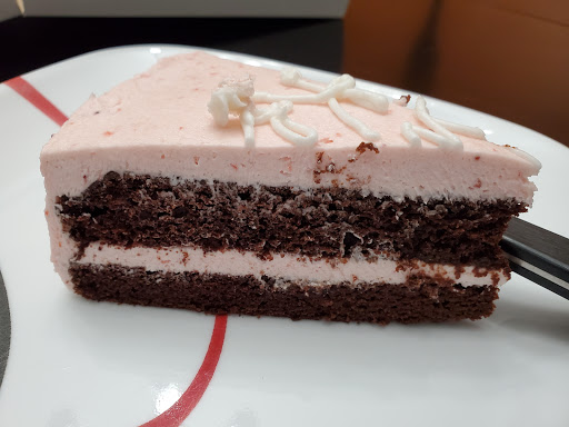 Eiffel Tower Pastry Shop & Catering Gallery - Canada