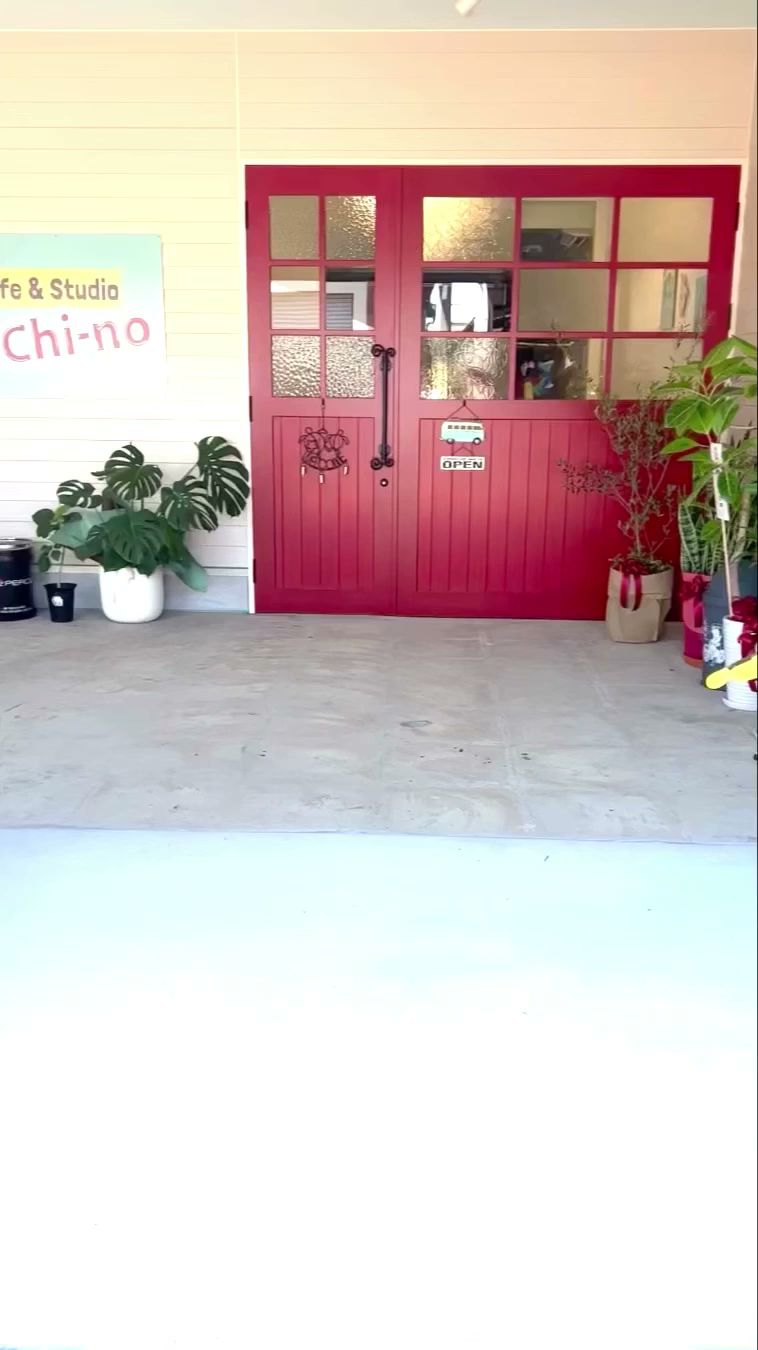 Cafe & Studio Chi-no