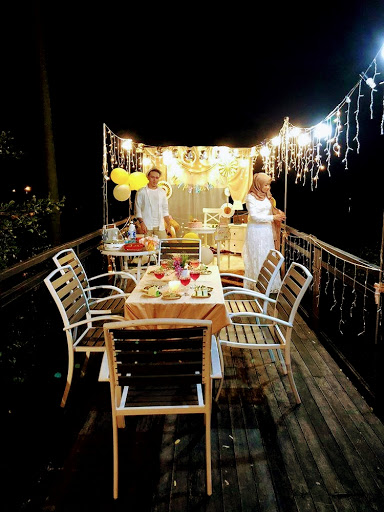 Nafas Cube @ MAEPS - Cabin Hotel Accommodation