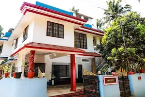 OYO 36038 Urban Rose Homestay image