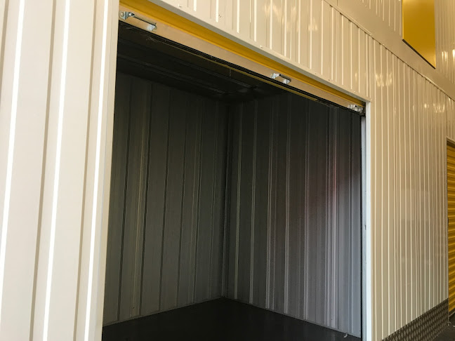 Comments and reviews of Kirkintilloch Self-Storage