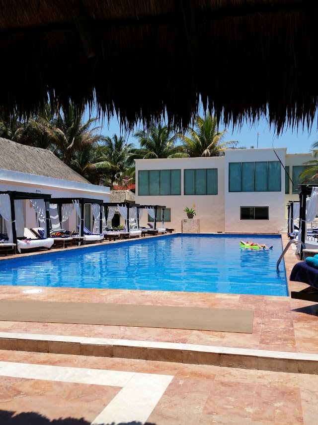 Hidden Beach Resort Au Naturel Club