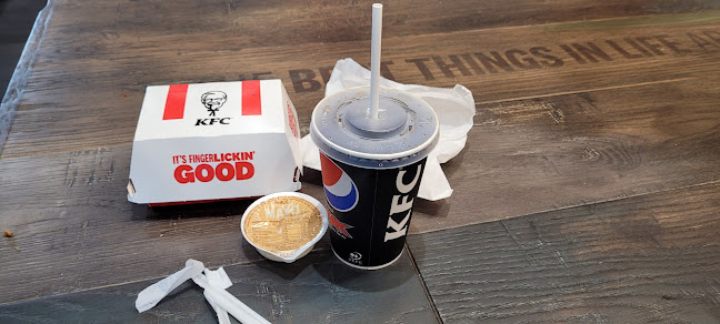 Comments and reviews of KFC Leeds - Merrion Centre