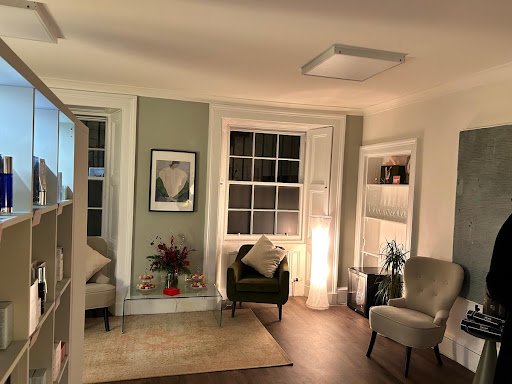 Espacio Clinic Led by Dr Liliana