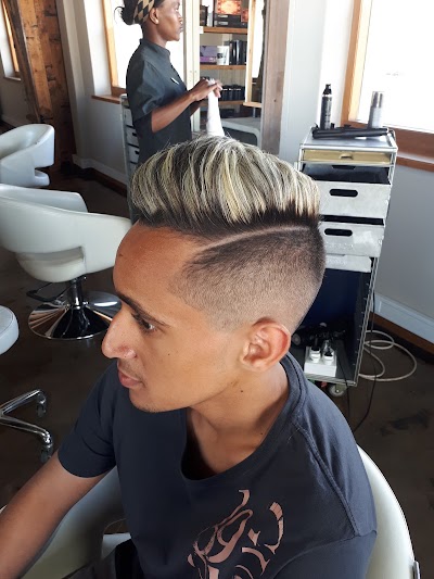 Photos of Ilana's Hair Gallery
